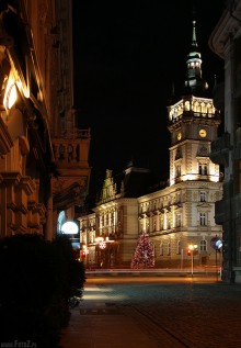 choinka pod ratuszem, witeczny ratusz, zdjcie choinki w bielsku - Choinkowy ratusz