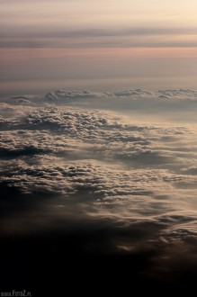 zdjcia z samolotu, chmury, krajobraz nad chmurami z samolotu - Air