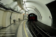 london, metro, london tube - W londyskim metrze