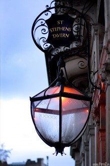 London, tawerna, ulica, latarnia, Londyn - St Stephens Tavern