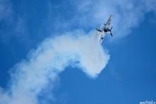 zdjcia lotnicze Jurgis Kairys w samolocie Suchoj Su-31 z pikniku w bielsku podczas ewolucji powietrznych - Jurgis Kairys - Suchoj Su-31